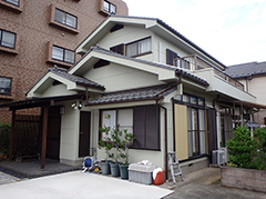 落ち着いた外壁へ塗装リフォーム！雪止め設置で、積雪の季節も安心！！