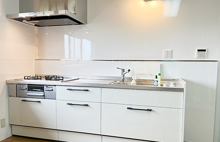 スッキリ綺麗な使い易いキッチンになりました！